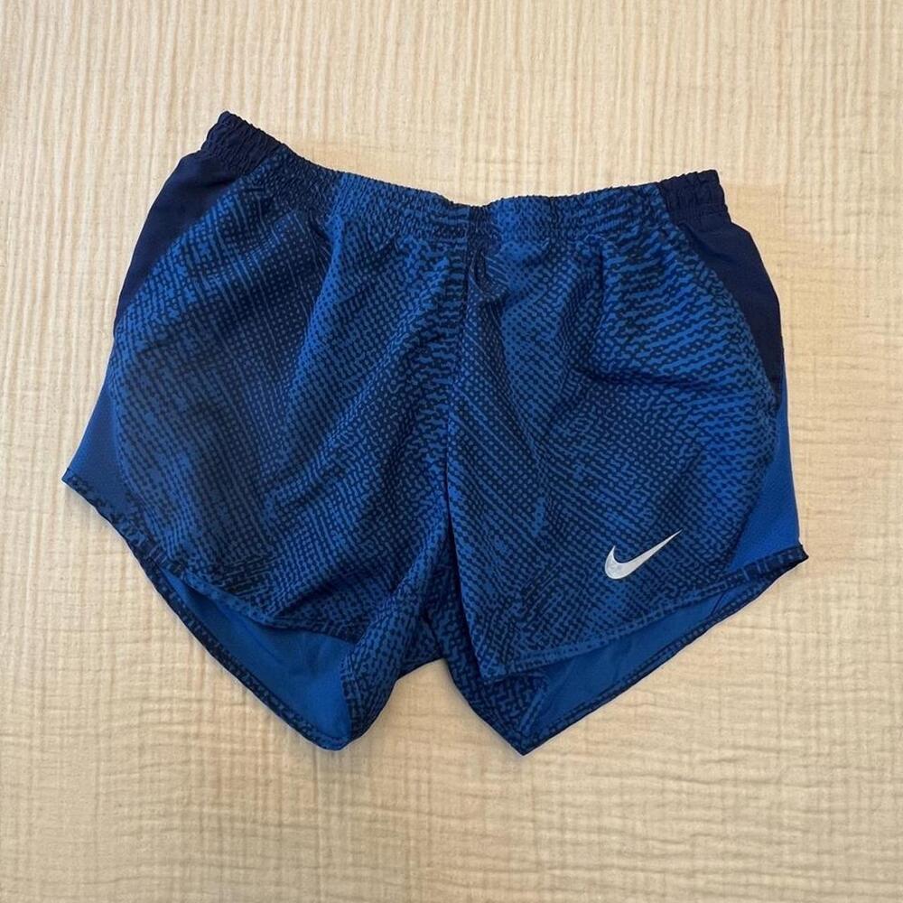Nike Dri-FIT Tempo women's running shorts
